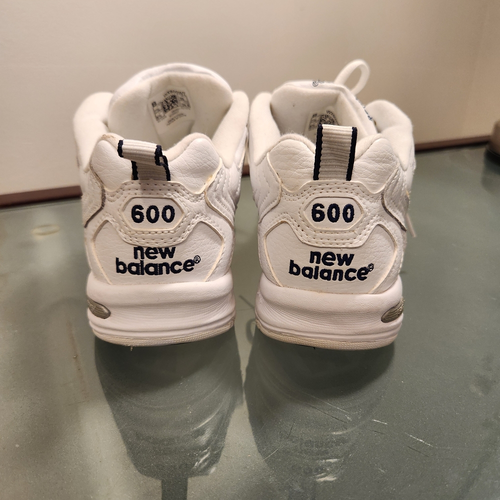 New Balance Womens 600 WX600WT White Vintage Casual Shoes Sneakers Size 7.5 - Picture 3 of 5